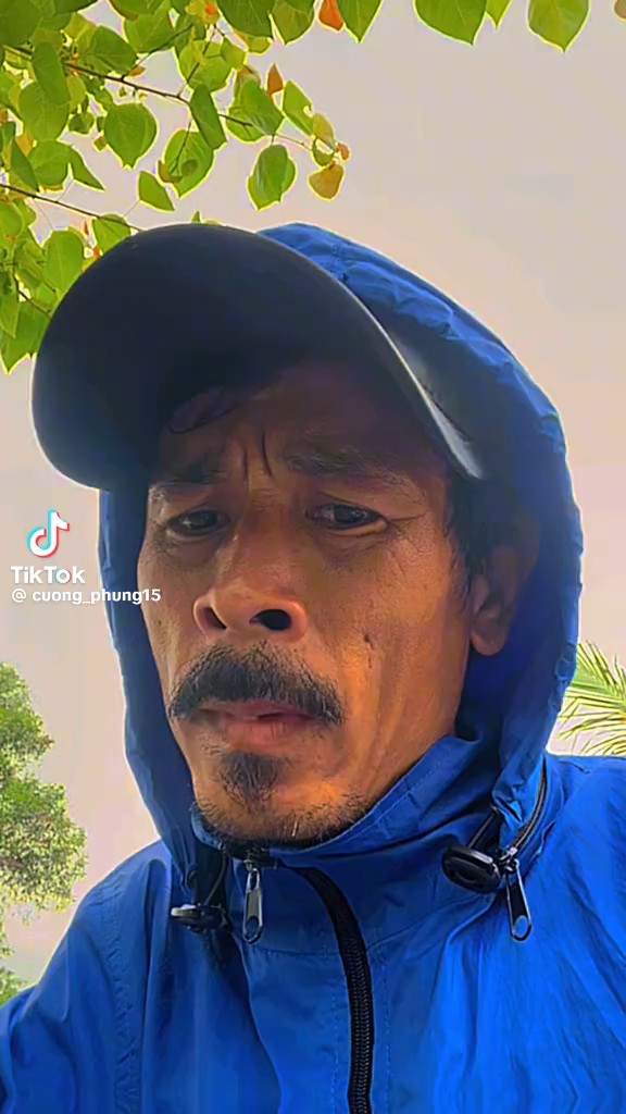 Đừng Xuống nữa , lên đi người ae ơi 
Bao nhiêu Vốn