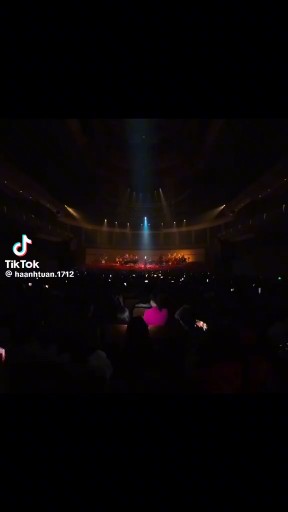 Tháng tư là lời nói dối của trump