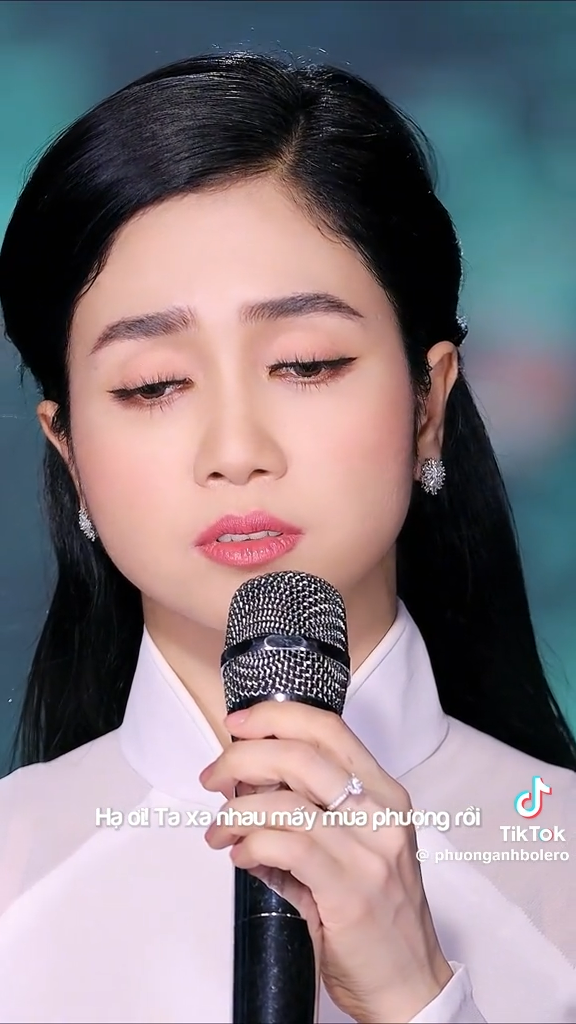 CẢM ƠN A HẠ NHÉ, A ĐÃ K LÀM CHO CỔ ĐÔNG THẤT VỌNG,
