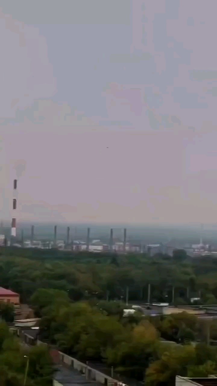 UKRAINE NỔ NHÀ MÁY LỌC DẦU NGA
