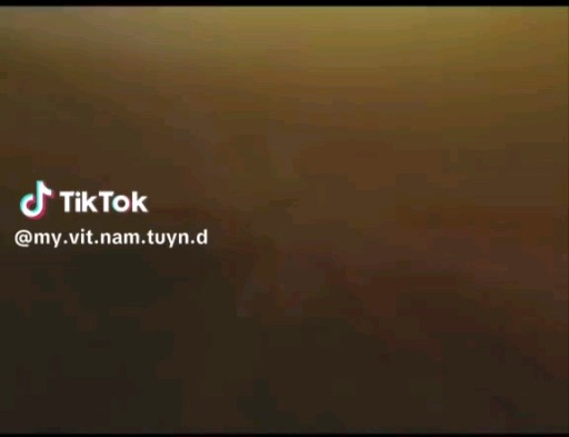 Làm ngày không đủ, tranh thủ làm đêm 24/24.
Mỏ Núi