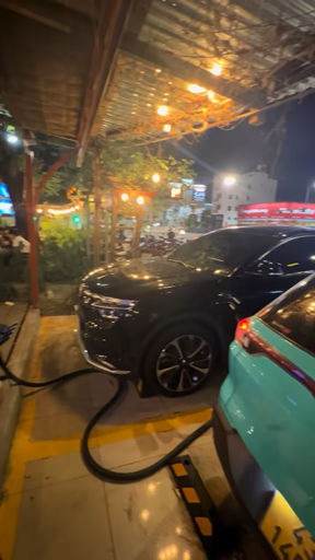 Cứ gọi là chất.